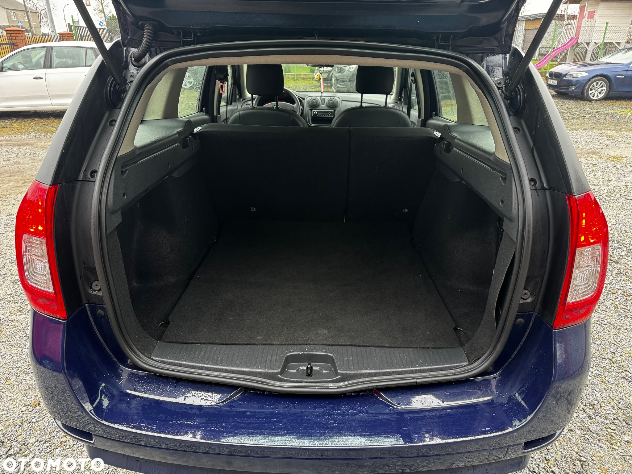 Dacia Logan MCV 1.2 16V 75 Ambiance - 25