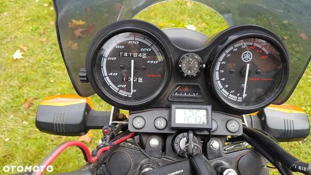 Yamaha YBR - 9