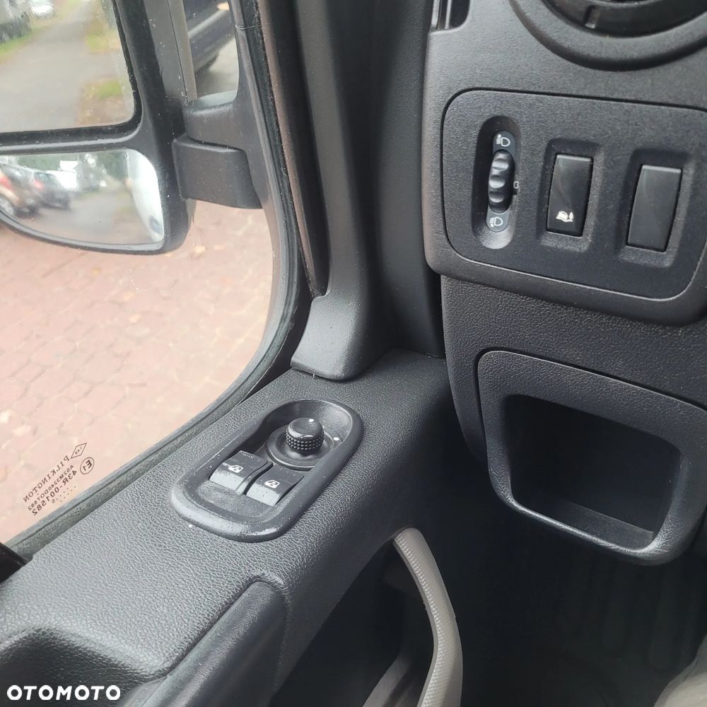 Renault Master - 11