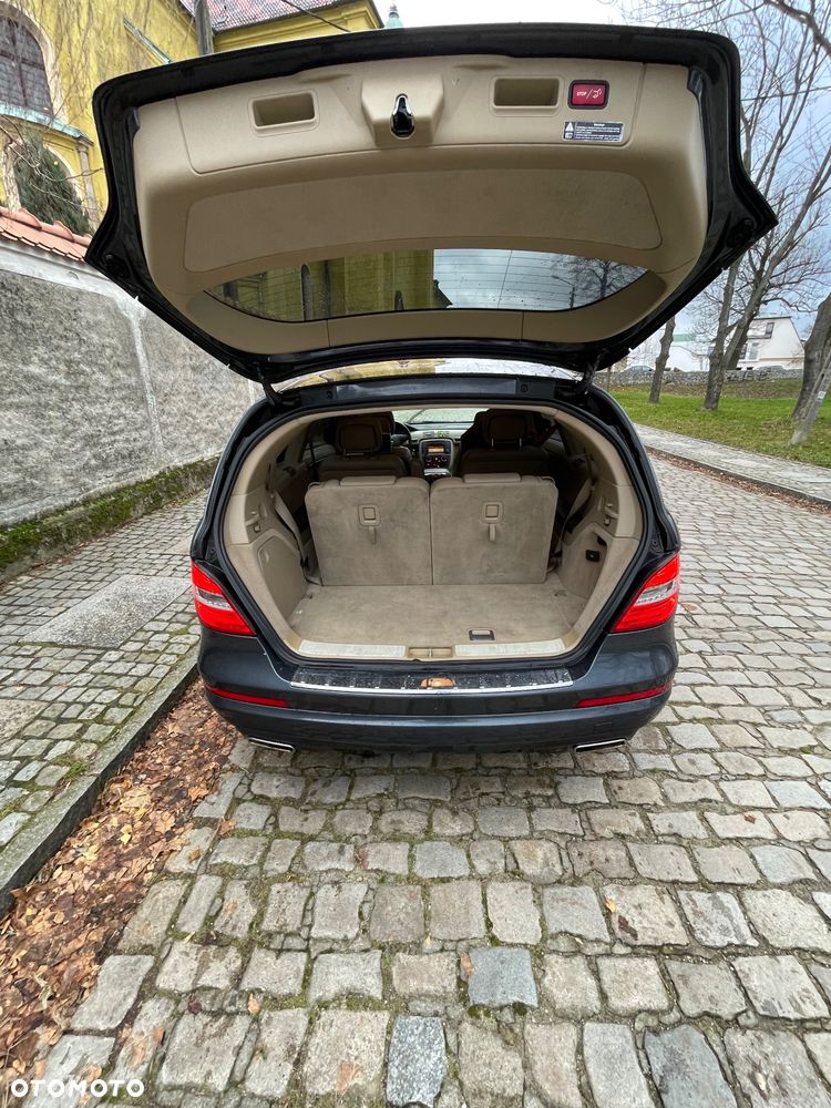 Mercedes-Benz Klasa R - 12