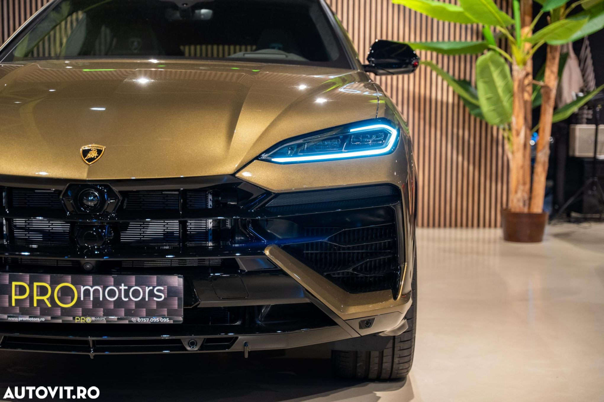 Lamborghini URUS - 5