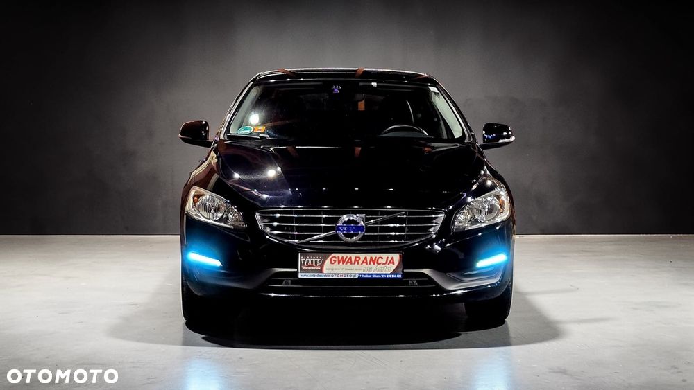 Volvo V60 D4 Drive-E Momentum - 37