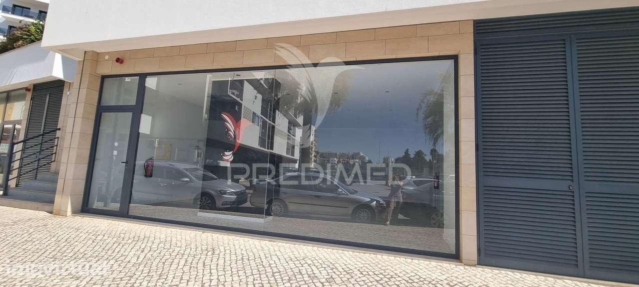 Loja na 2ª linha da Praia da Rocha, pronta a utilizar - Grande imagem: 2/20