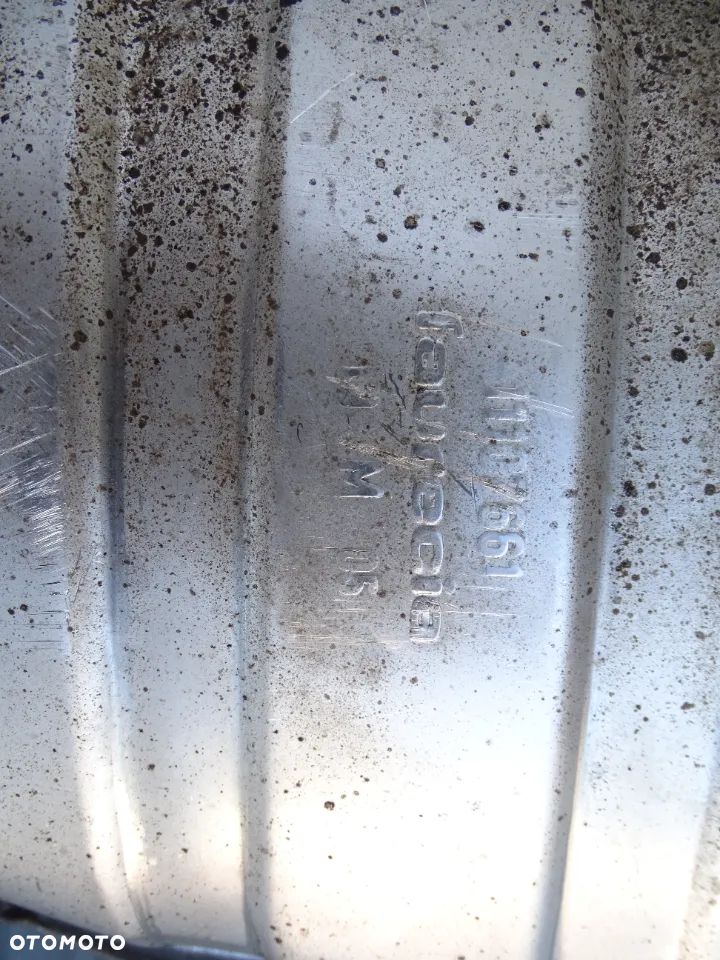 MB C W204 2.2 Wydech tlumik 2044911601 - 5
