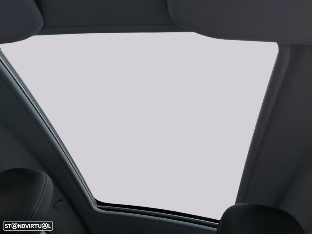 Peugeot 2008 PureTech 110 Stop&Start EAT6 Allure - 4