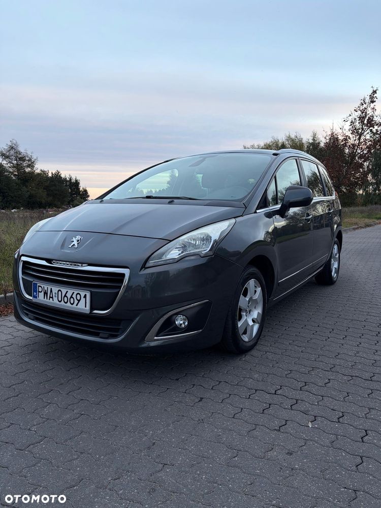 Peugeot 5008