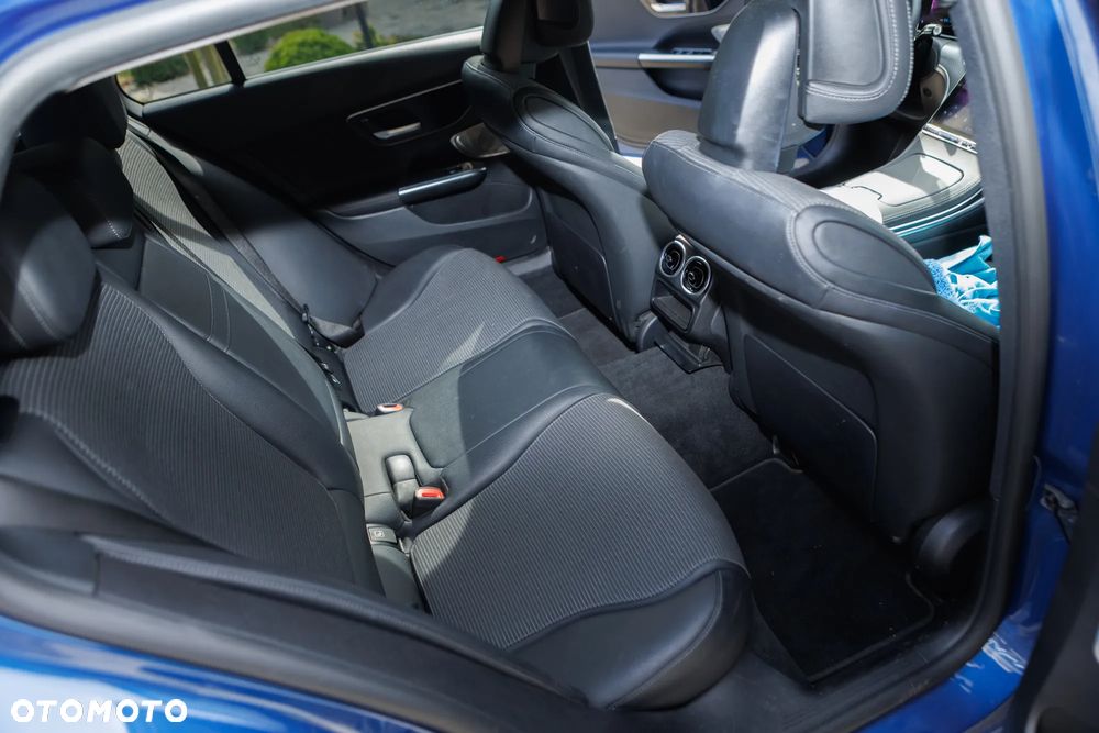 Mercedes-Benz Klasa C 200 mHEV Avantgarde - 11