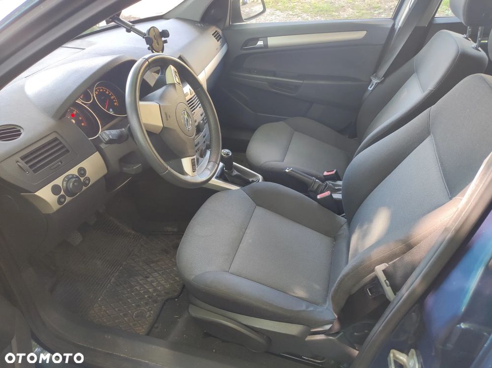 Opel Astra 1.4 - 5