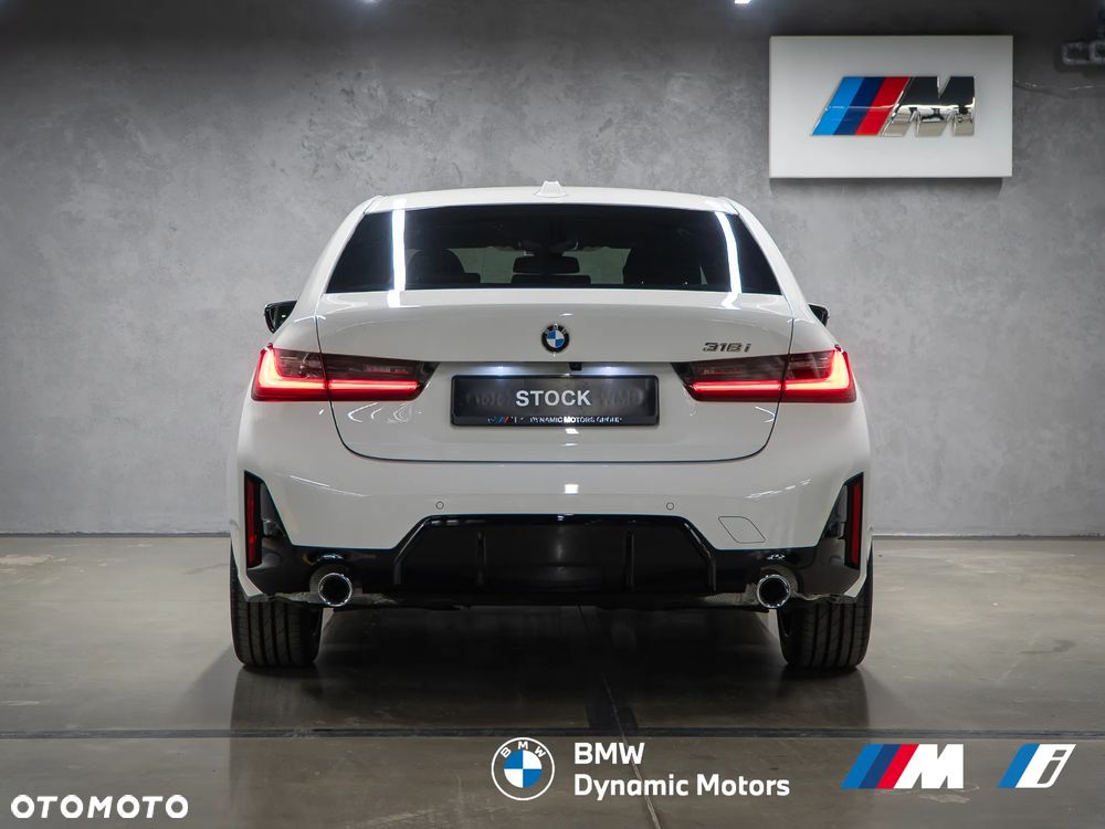 BMW Seria 3 318i - 6