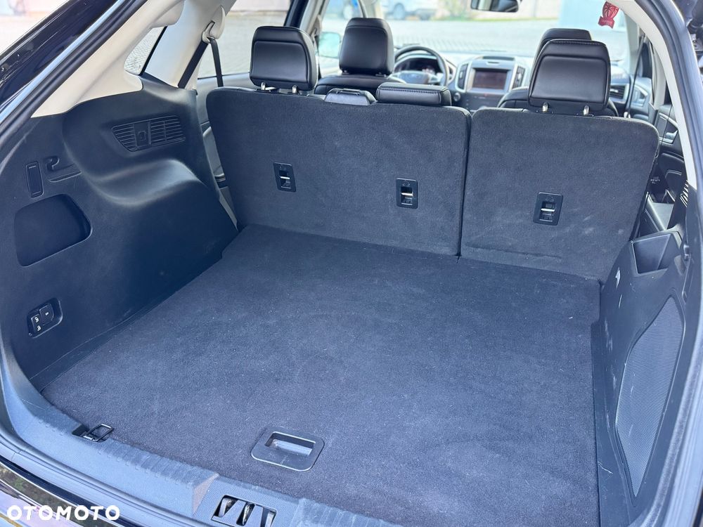 Ford Edge - 28