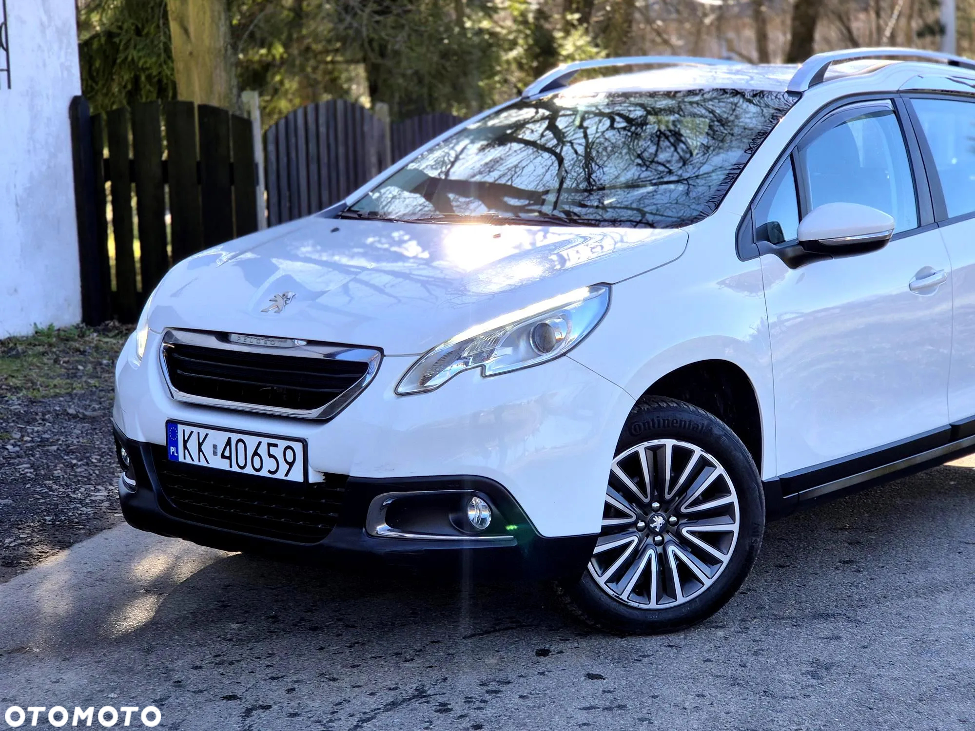Peugeot 2008 1.2 VTi Allure - 23