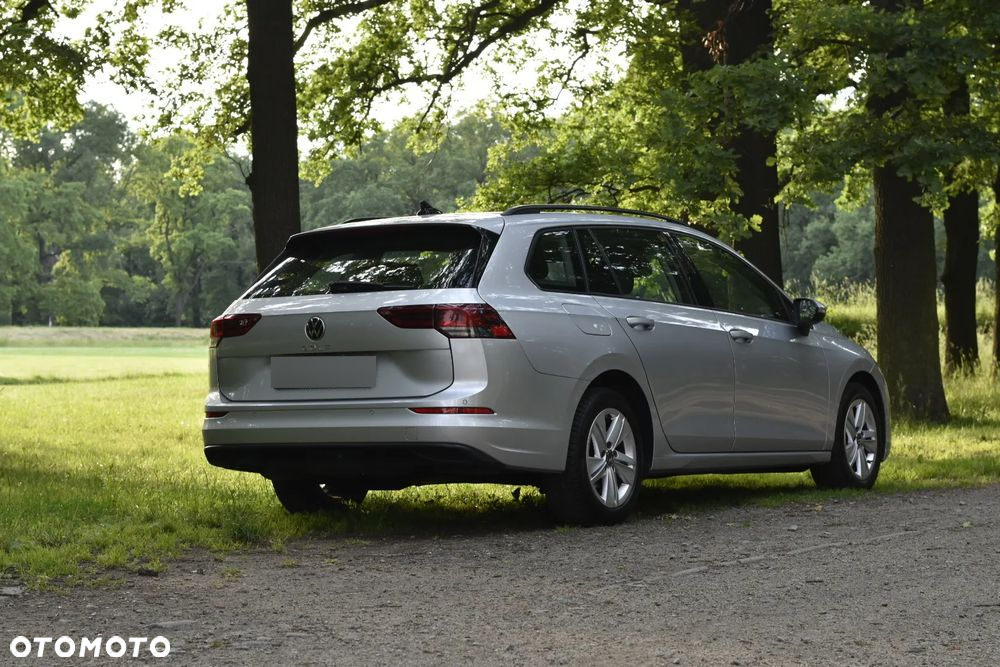 Volkswagen Golf - 5