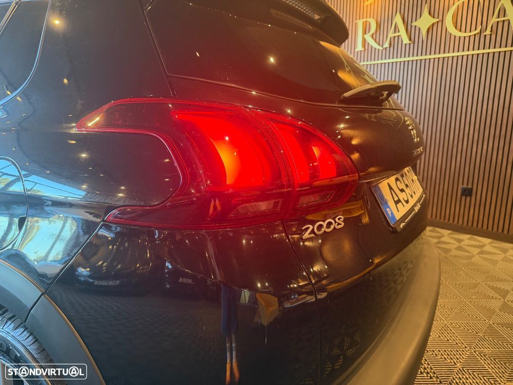 Peugeot 2008 1.2 PureTech Style - 11