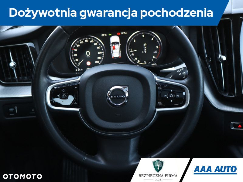 Volvo XC 60 - 22