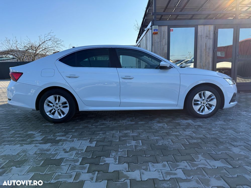 Skoda Octavia 1.5 TSI DSG MHEV Ambition - 11