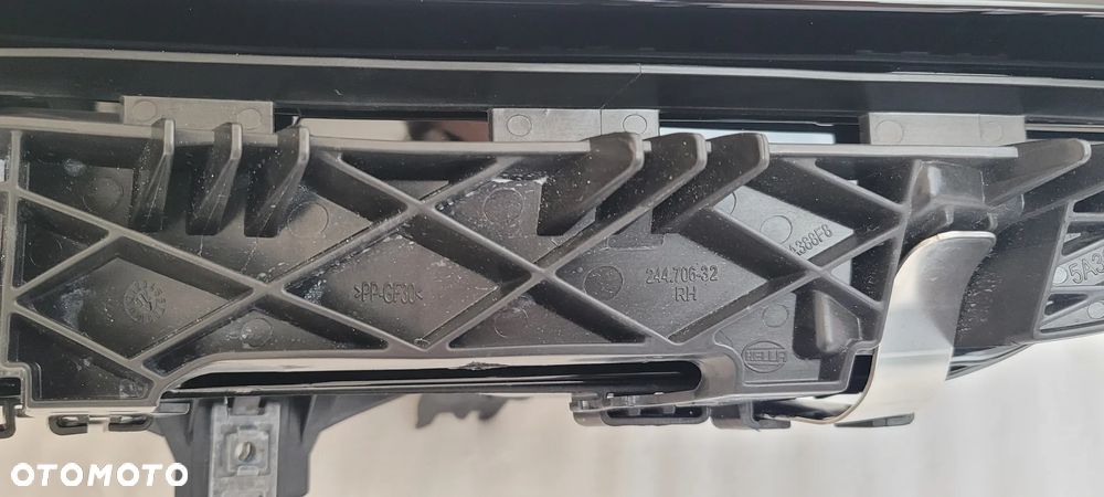 LAMPA PRAWA PRZEDNIA BMW 3 G20 G21 VII LIFT 2022- 5A1A352-06 - 5