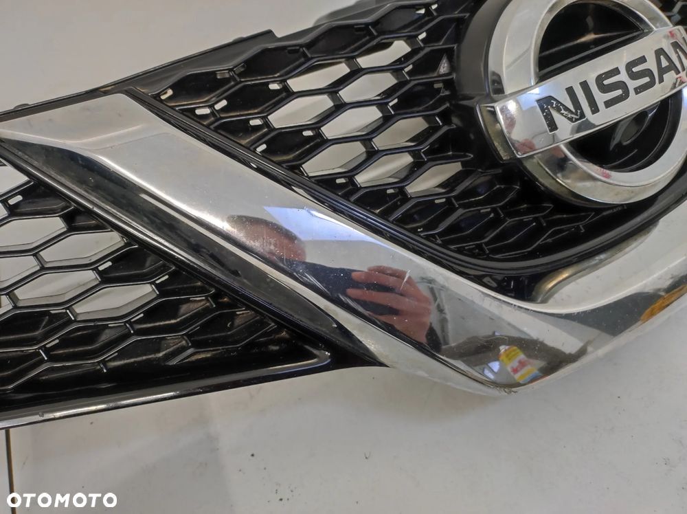 GRILL ATRAPA ZDERZAKA PRZÓD NISSAN QASHQAI J11 - 4