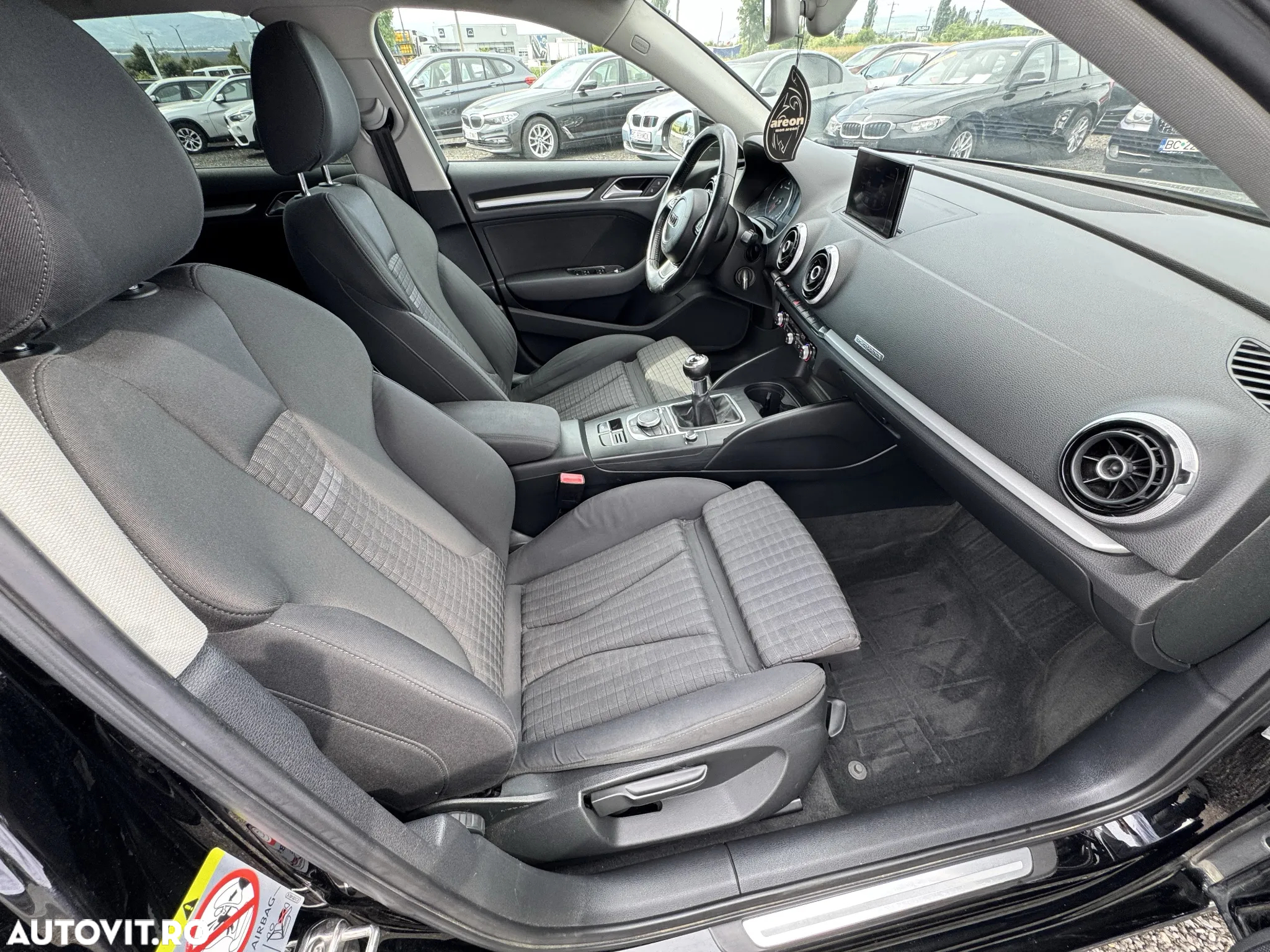 Audi A3 Sportback 2.0 TDI quattro Attraction - 21