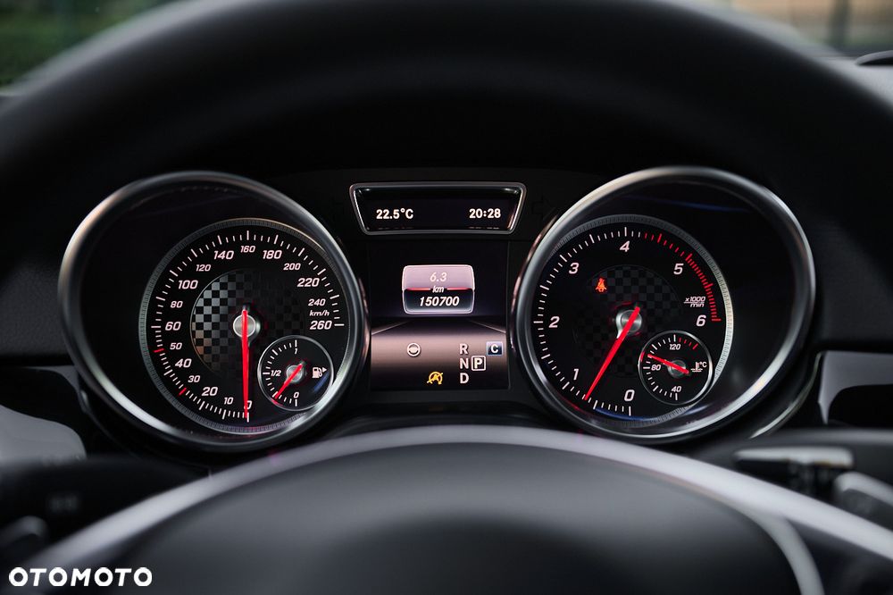 Mercedes-Benz GLE - 28