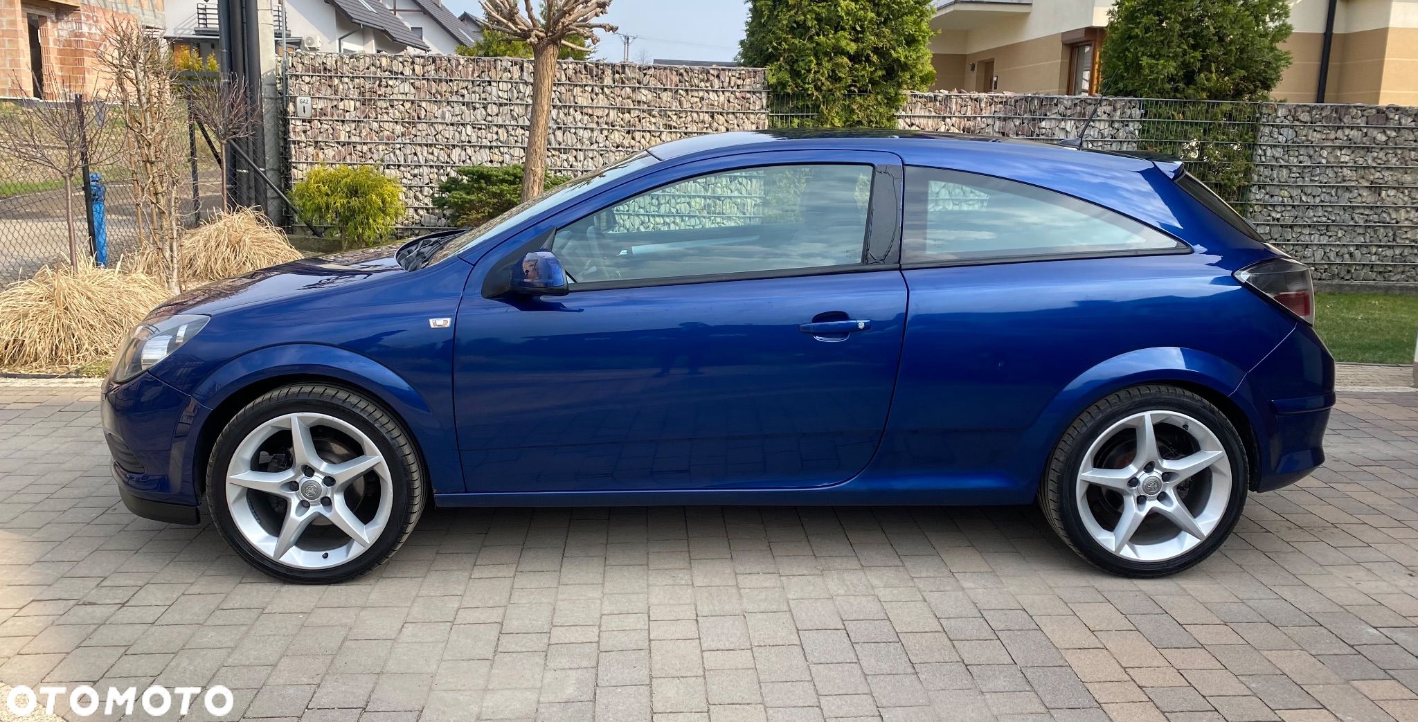 Opel Astra GTC 1.8 - 1