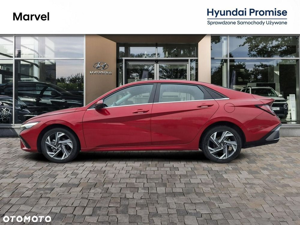 Hyundai Elantra - 3