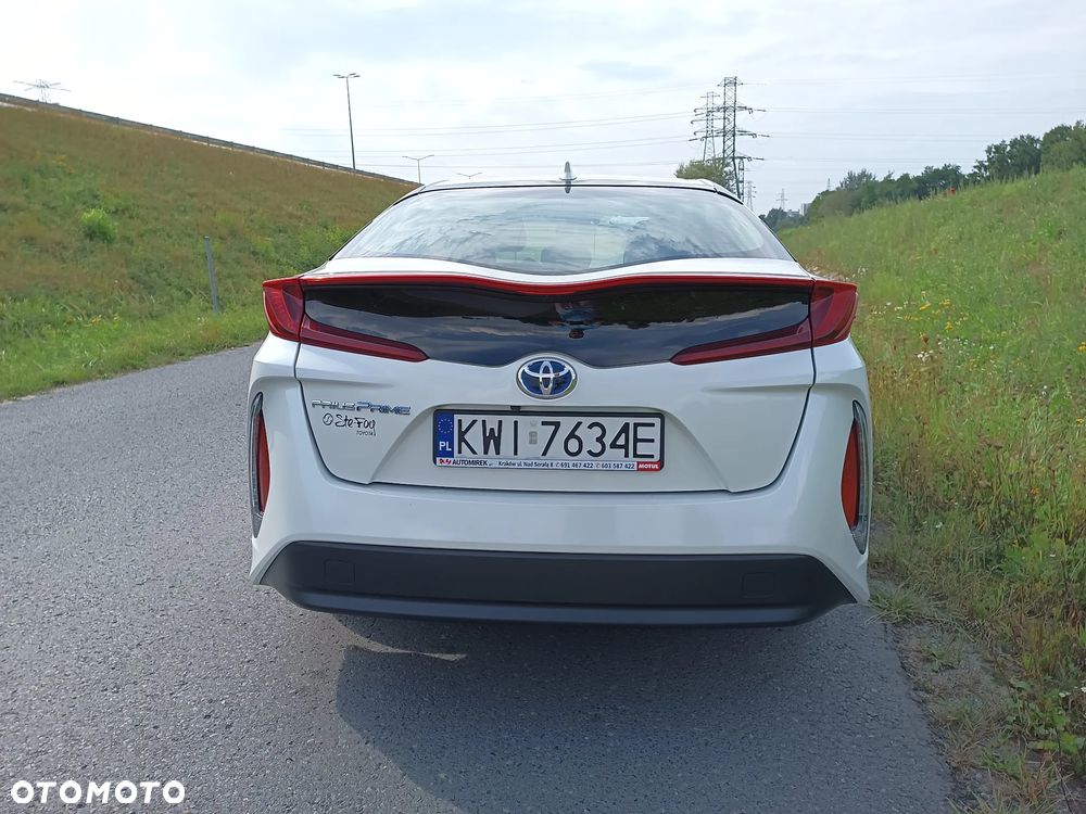 Toyota Prius - 35