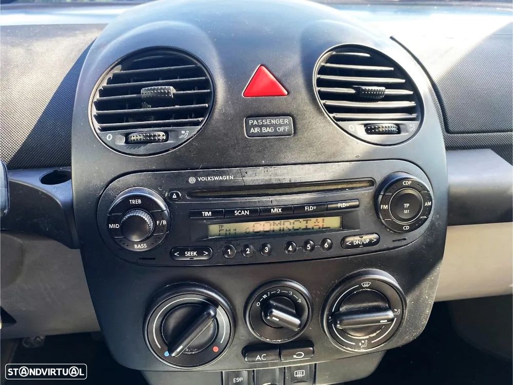 VW New Beetle Cabriolet 1.9 TDi - 11