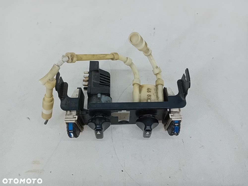 PANEL NAWIEWU MERCEDES-BENZ W126 (79-91) 1268200110   1268330014 - 8