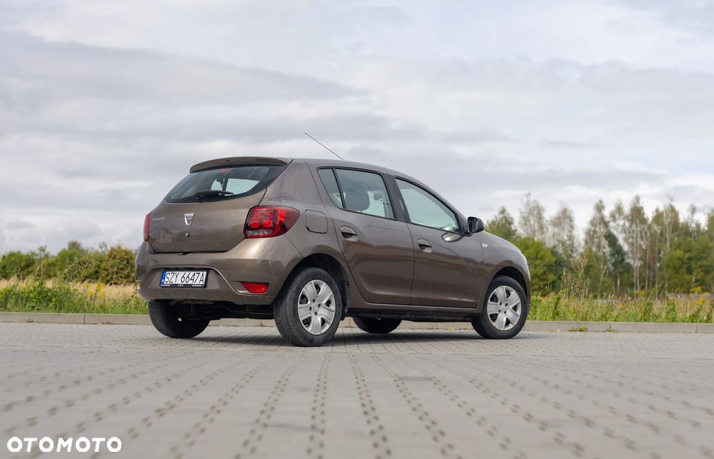 Dacia Sandero - 6