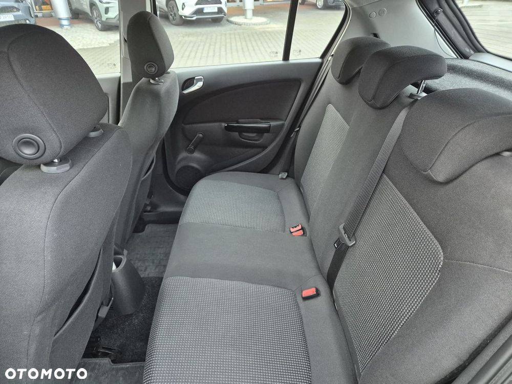 Opel Corsa 1.2 16V Essentia - 11