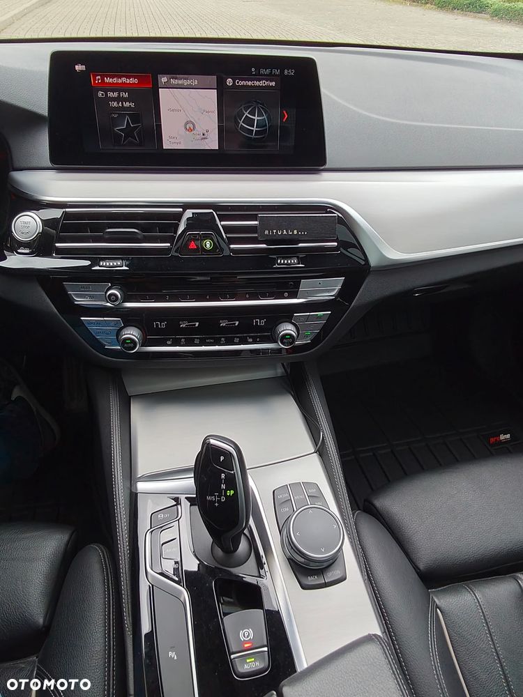 BMW Seria 5 520d M Sport sport - 6