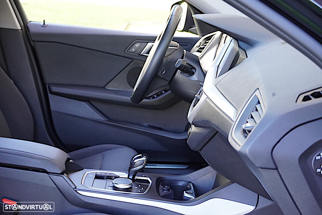 BMW 116 d Auto - 22