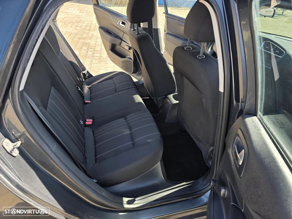 Citroën C4 VTi 95 Attraction - 9