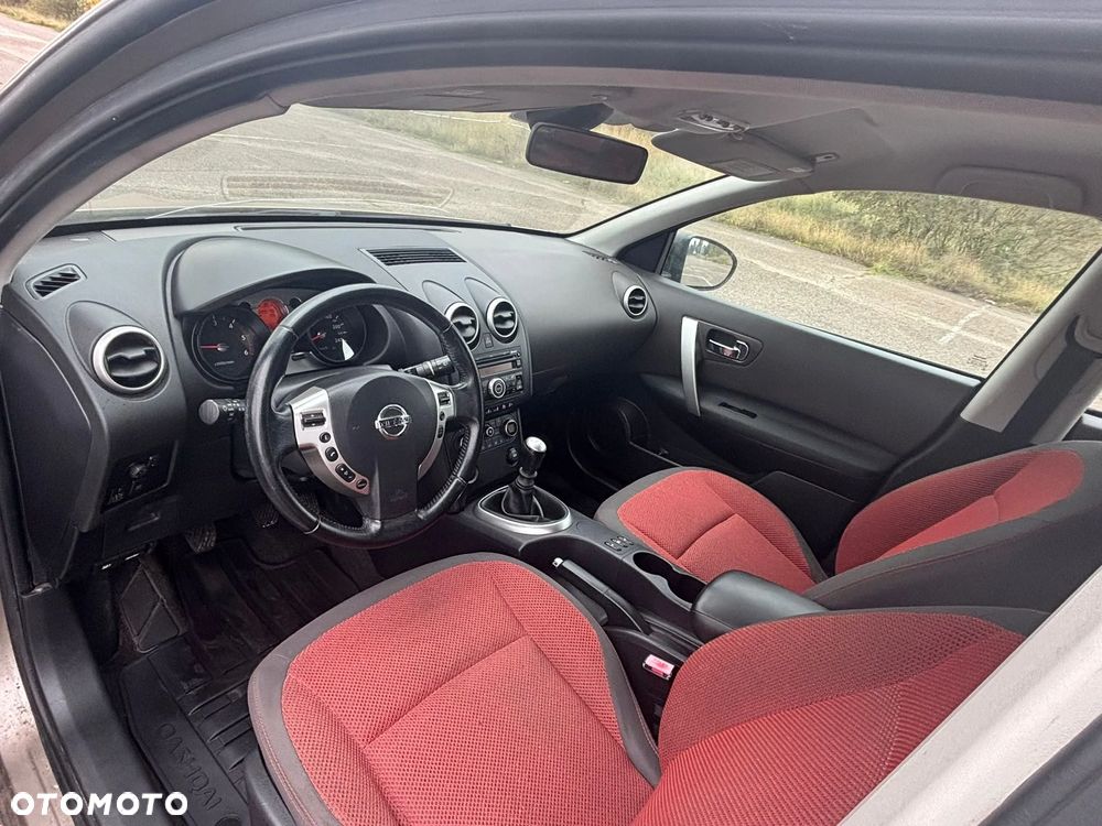 Nissan Qashqai 1.5 dCi Tekna - 8