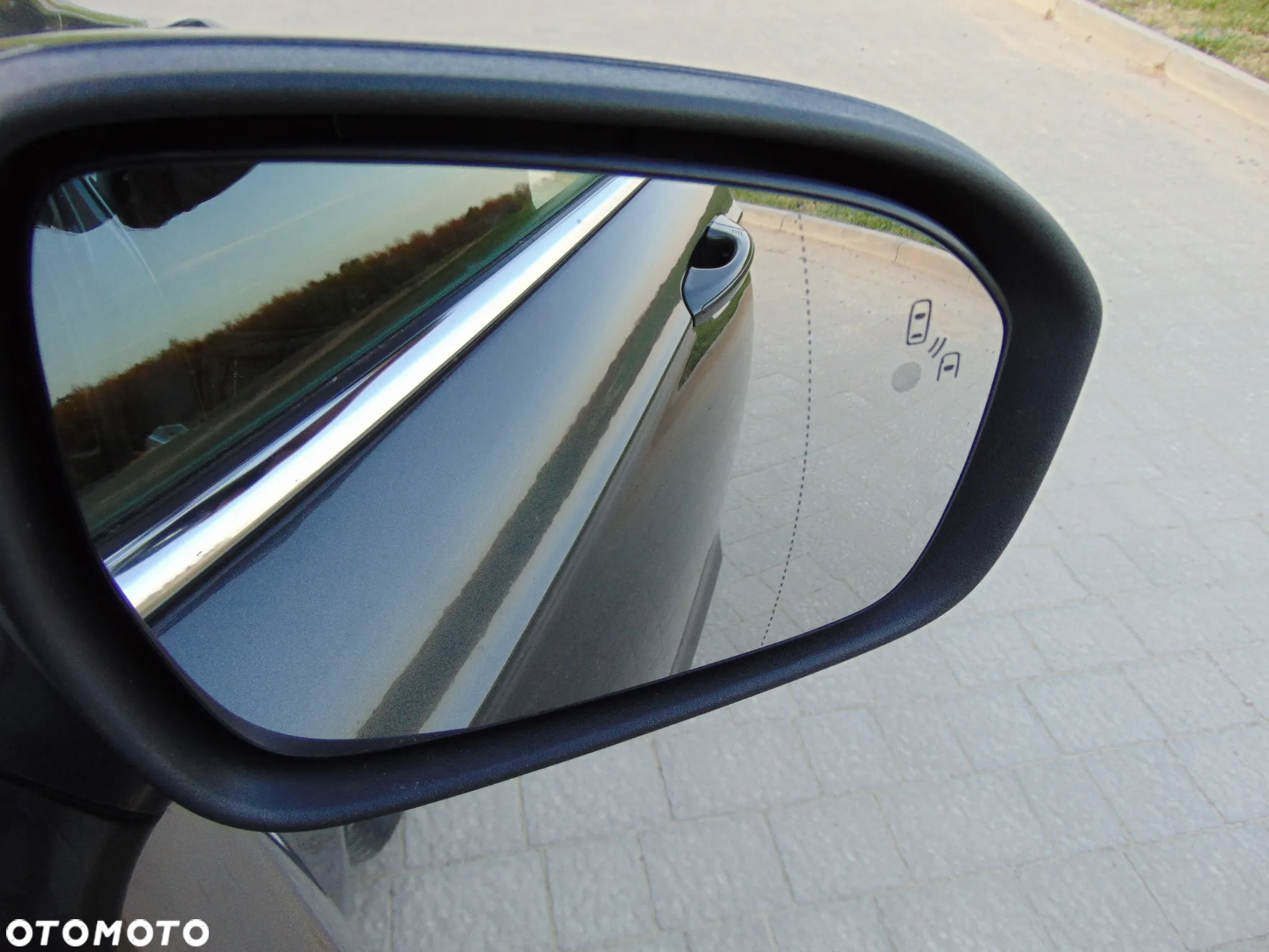 Ford Mondeo 2.0 EcoBoost Start-Stopp Autom Titanium - 19