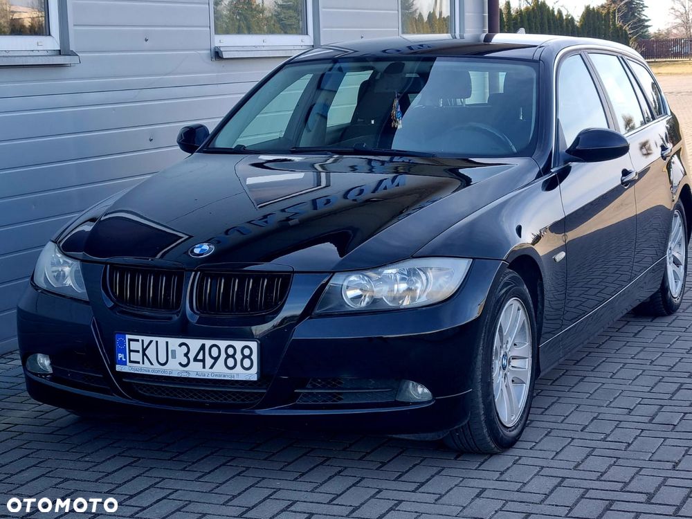 BMW Seria 3 325i - 3