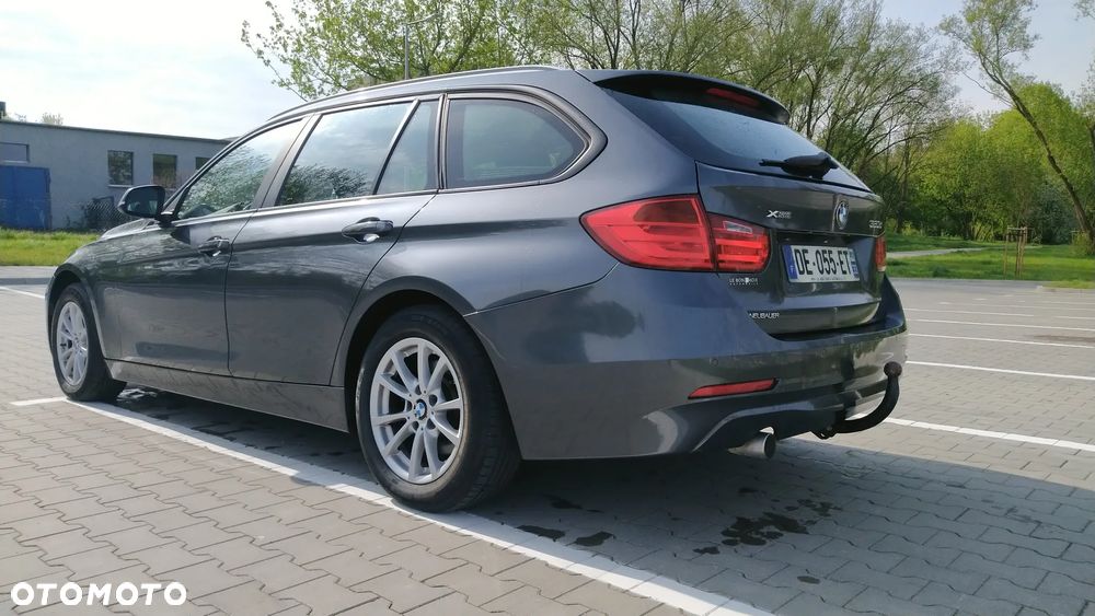 BMW Seria 3 320d xDrive - 8