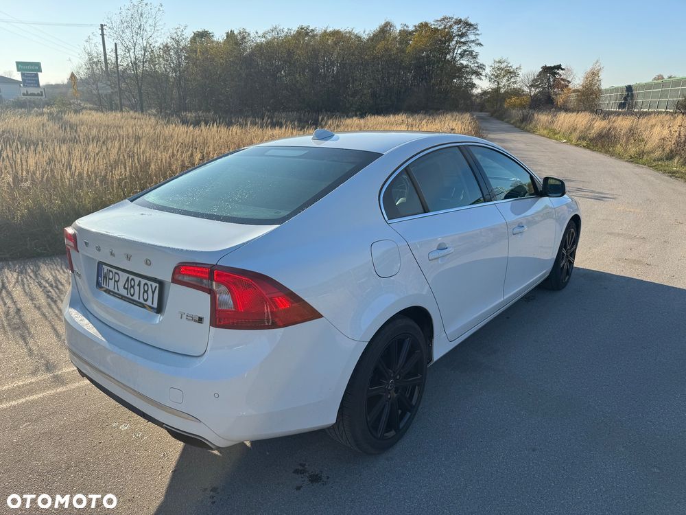 Volvo S60 - 6