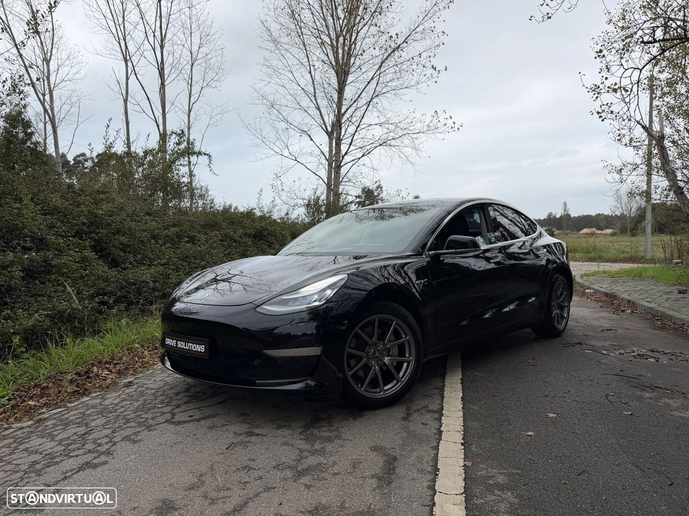 Tesla Model 3 Standard Range Plus RWD - 3