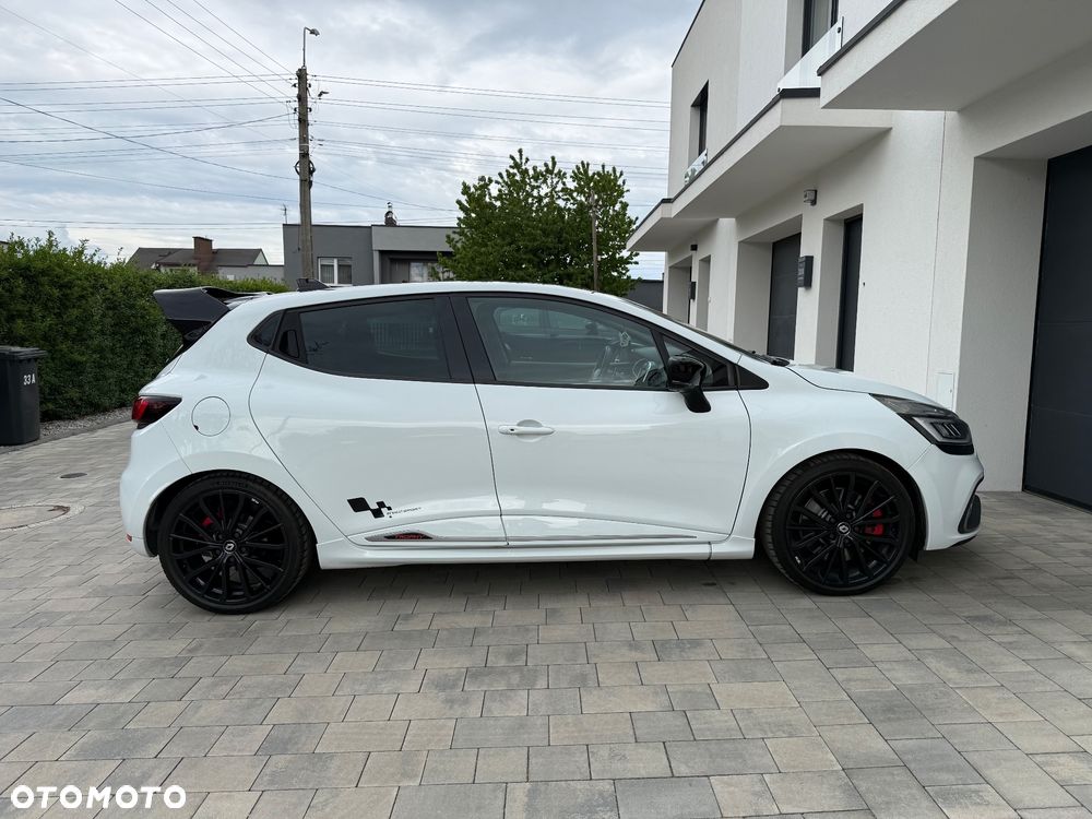Renault Clio TCe 220 EDC R.S Trophy - 7