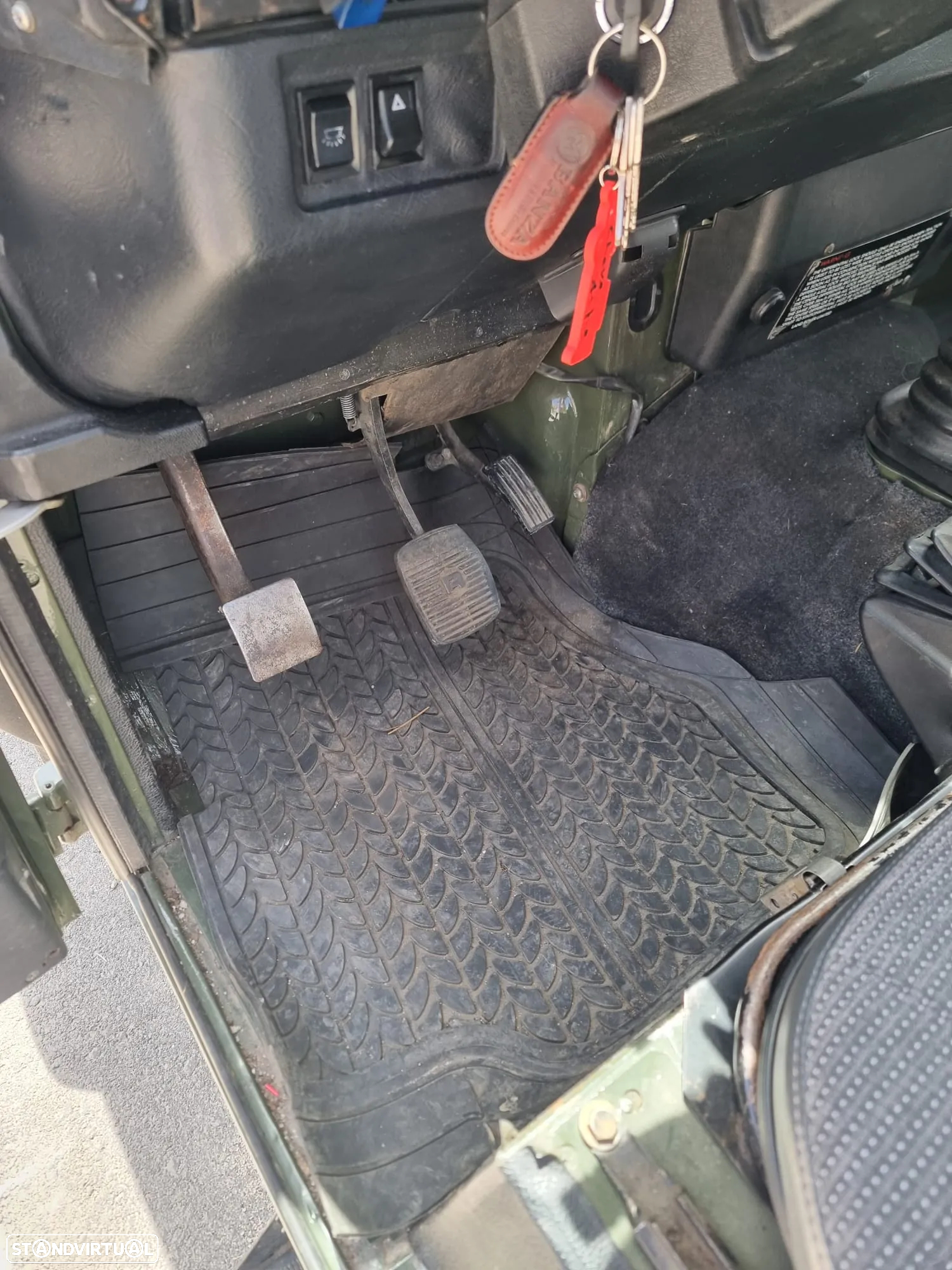 Land Rover Defender 90 2.5 TDi Metal Top - 8
