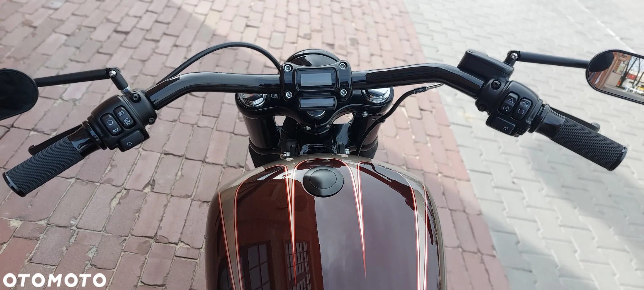 Harley-Davidson Softail Street Bob - 10