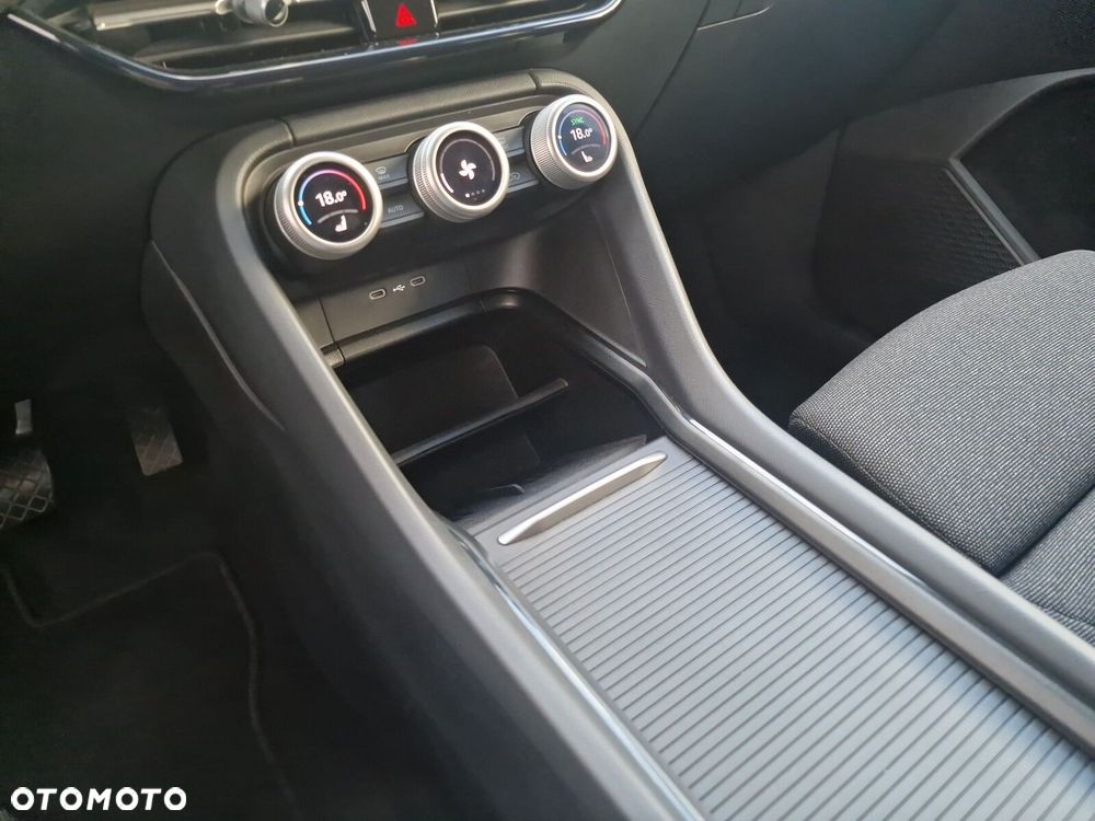 Skoda Kodiaq 1.5 TSI mHEV 4x2 Selection DSG - 16