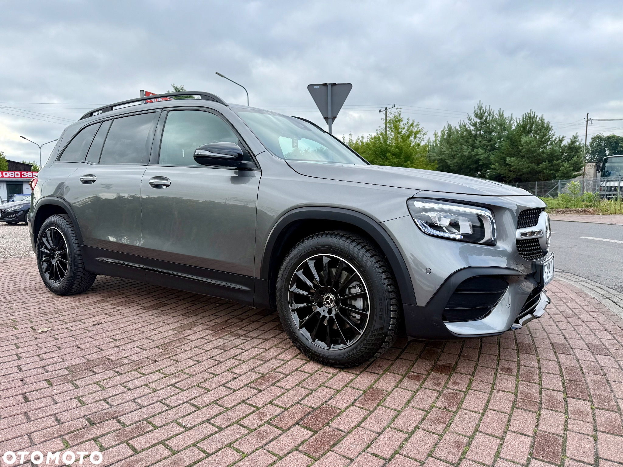 Mercedes-Benz GLB 200 d AMG Line 8G-DCT - 30