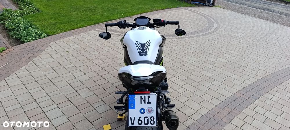 Kawasaki Z 900 - 8