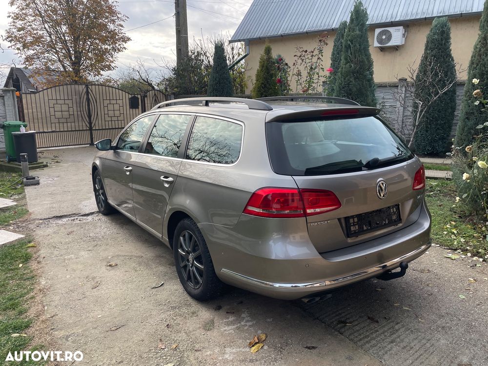 Volkswagen Passat - 5