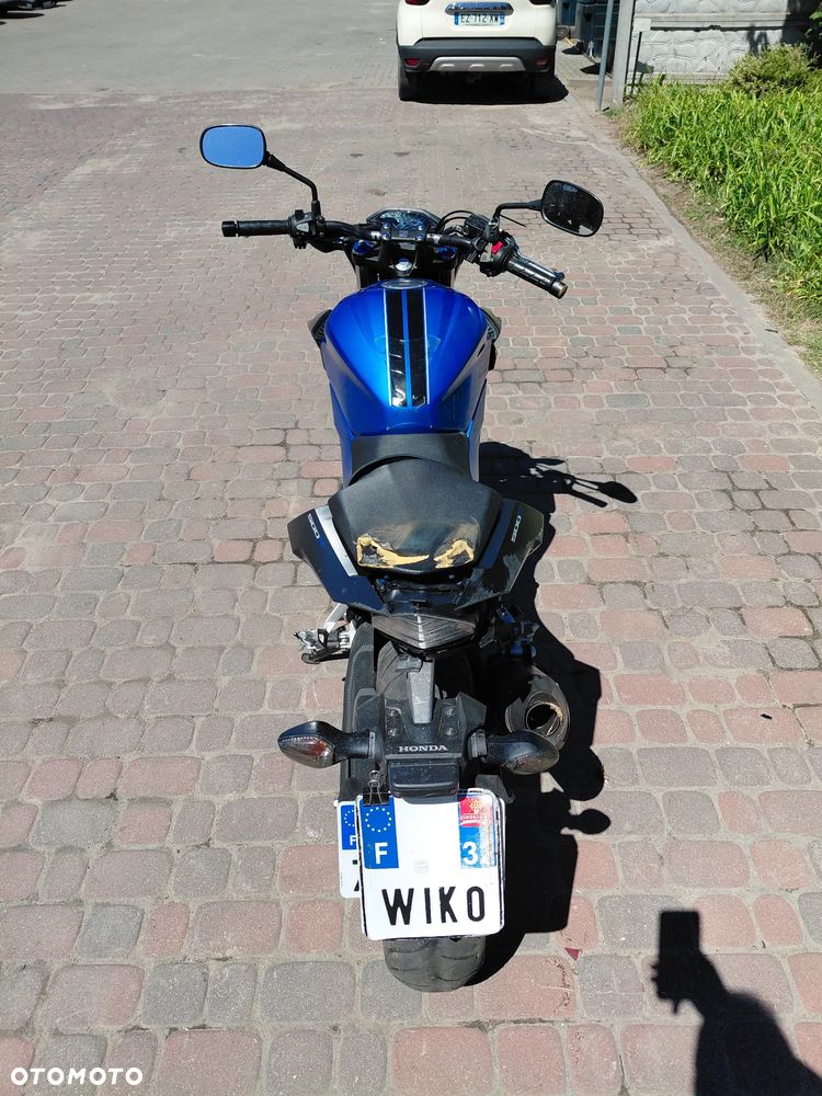 Honda CB - 4