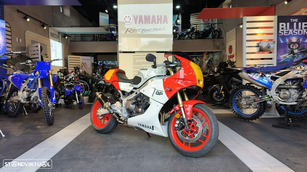 Yamaha XSR 900GP - 1