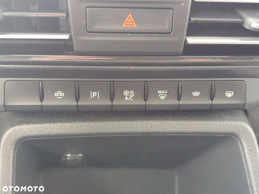 Ford Tourneo Connect - 27