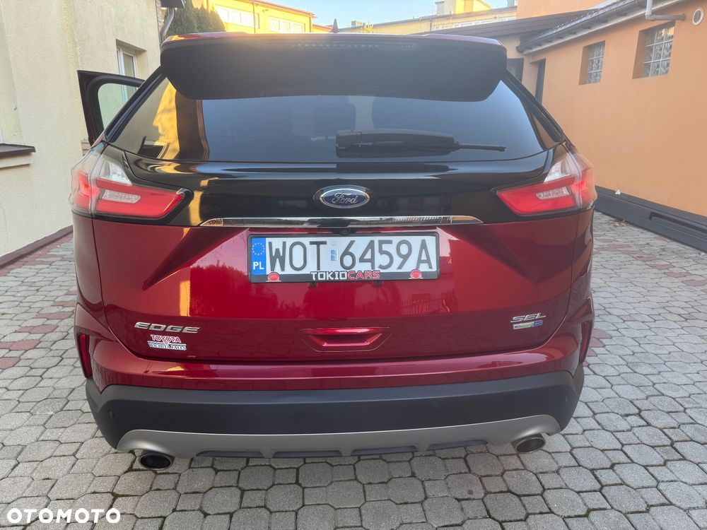 Ford Edge - 11